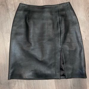 Hugo Buscati Collection 100% Genuine Leather Skirt